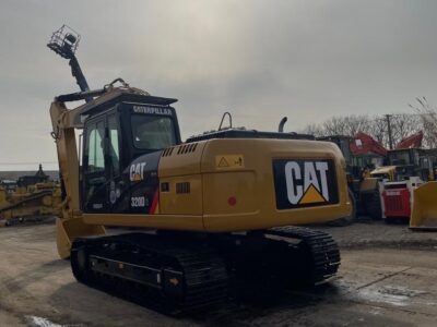 2017 CAT 320D2 Excavator