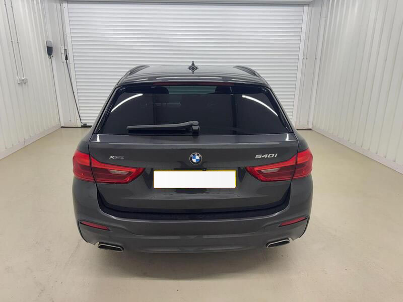 2020 BMW 540i xDrive M Sport Touring (B58)