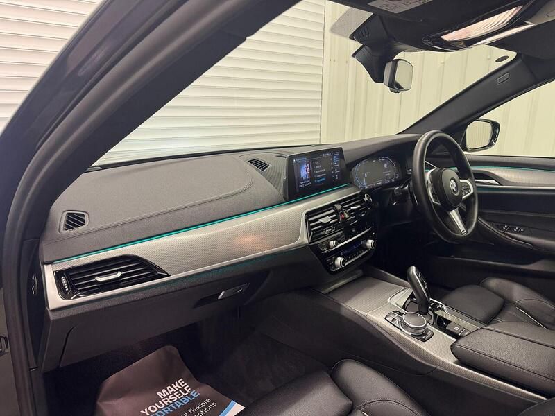 2020 BMW 540i xDrive M Sport Touring (B58)