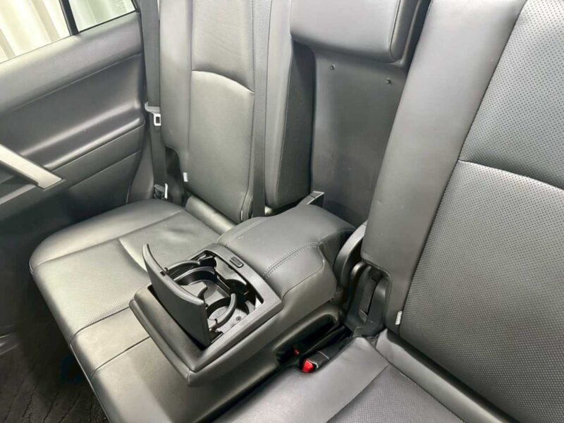 2019 Toyota Land Cruiser TZ-G