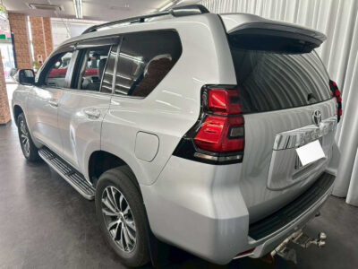 2019 Toyota Land Cruiser TZ-G