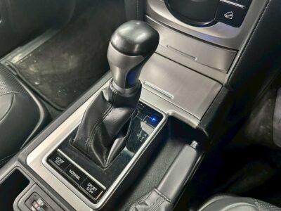 2019 Toyota Land Cruiser TZ-G