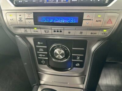 2019 Toyota Land Cruiser TZ-G