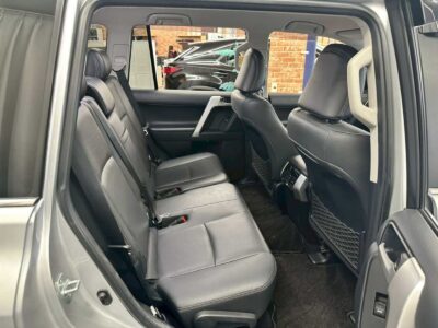 2019 Toyota Land Cruiser TZ-G