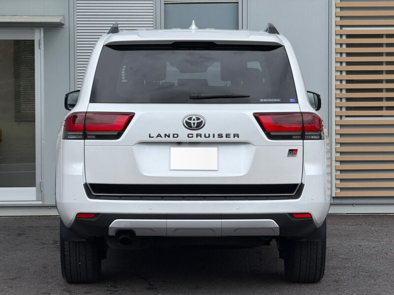 2023 Toyota Land Cruiser GR Sport - VJA300W