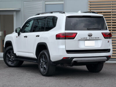 2023 Toyota Land Cruiser GR Sport - VJA300W