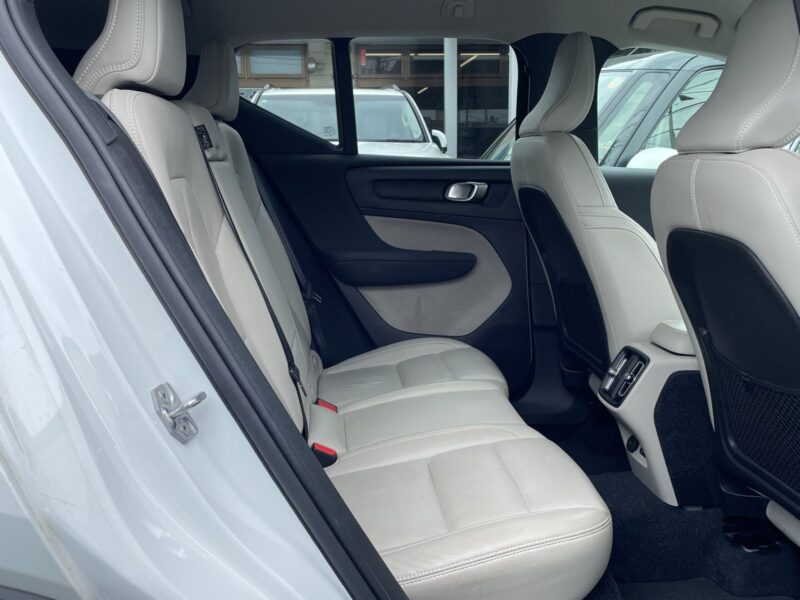 2019 Volvo XC40 T4 AWD Inscription