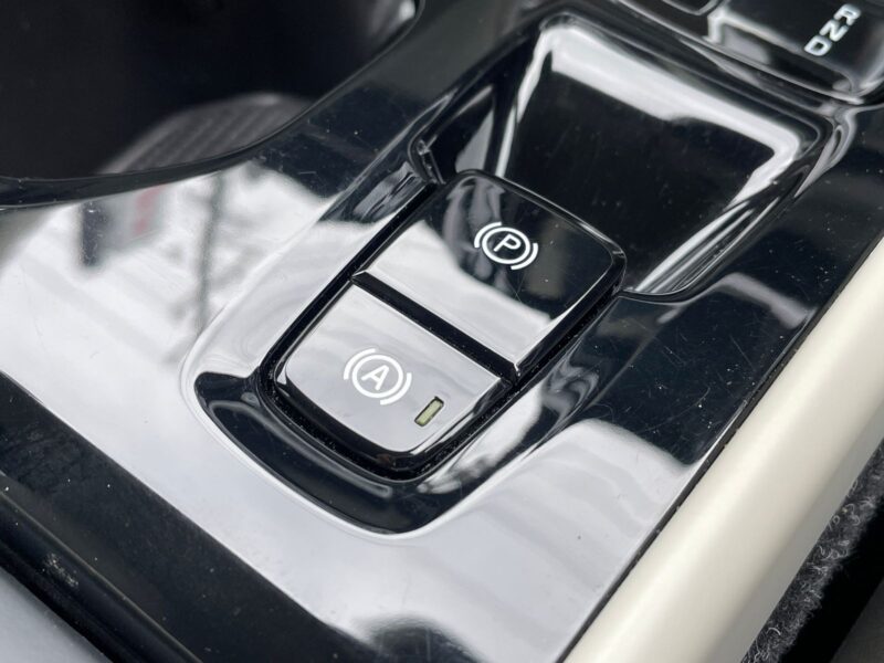 2019 Volvo XC40 T4 AWD Inscription