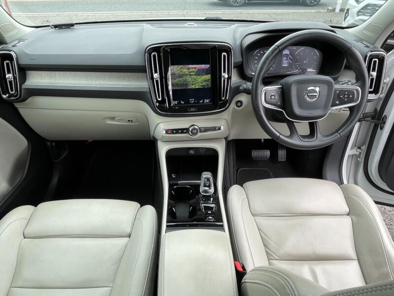 2019 Volvo XC40 T4 AWD Inscription