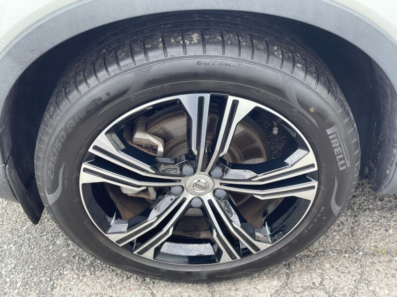 2019 Volvo XC40 T4 AWD Inscription
