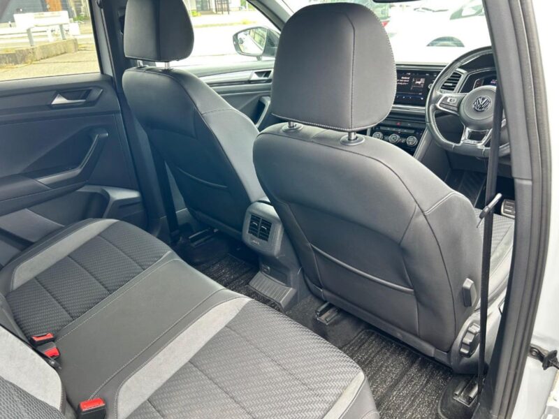 2020 Volkswagen T-Roc 2.0 TDI R-LIne - 3DA-A1DF