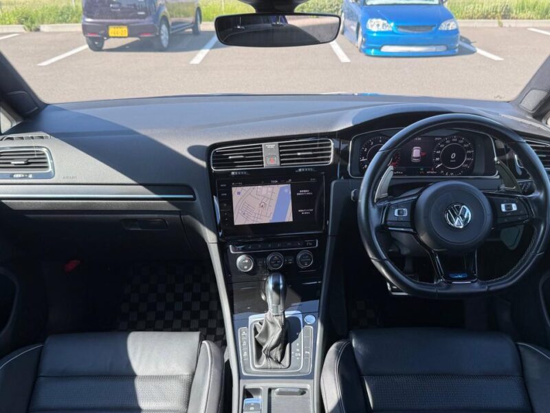 2020 Volkswagen Golf R