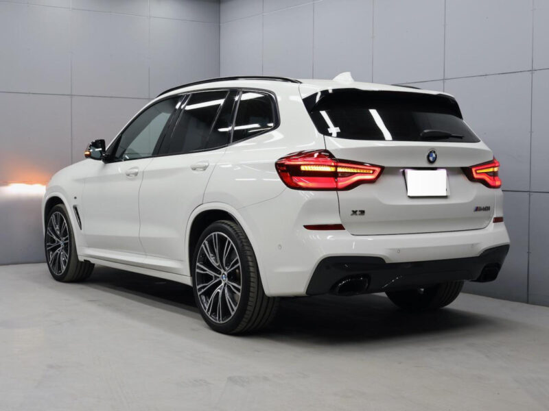 2021 BMW X3 M40i