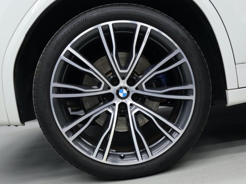 2021 BMW X3 M40i
