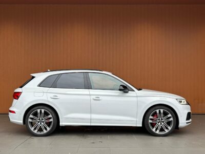 2020 AUDI SQ5