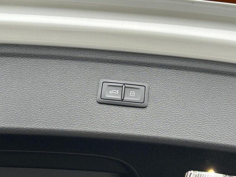 2020 AUDI SQ5