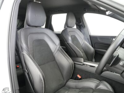 2019 VOLVO XC60 D4 AWD R-Design