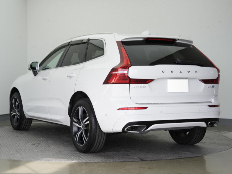 2019 VOLVO XC60 D4 AWD R-Design