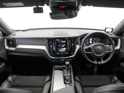 2019 VOLVO XC60 D4 AWD R-Design
