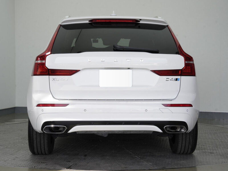 2019 VOLVO XC60 D4 AWD R-Design
