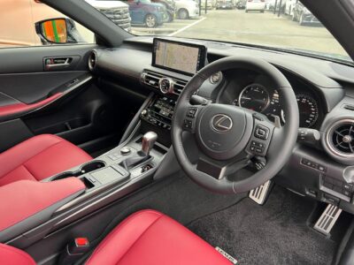 2021 LEXUS IS300