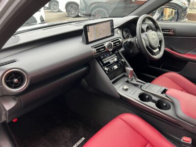 2021 LEXUS IS300