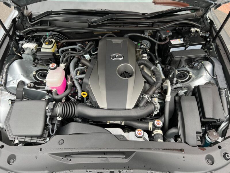 2021 LEXUS IS300