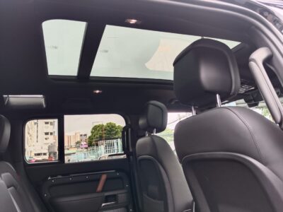 2022 Land Rover Defender 110S D300