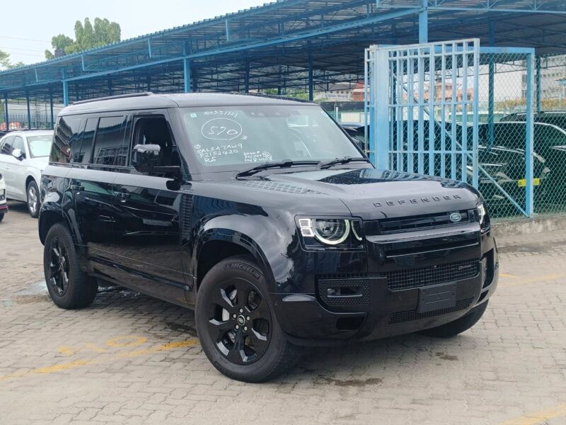 2022 Land Rover Defender 110S D300
