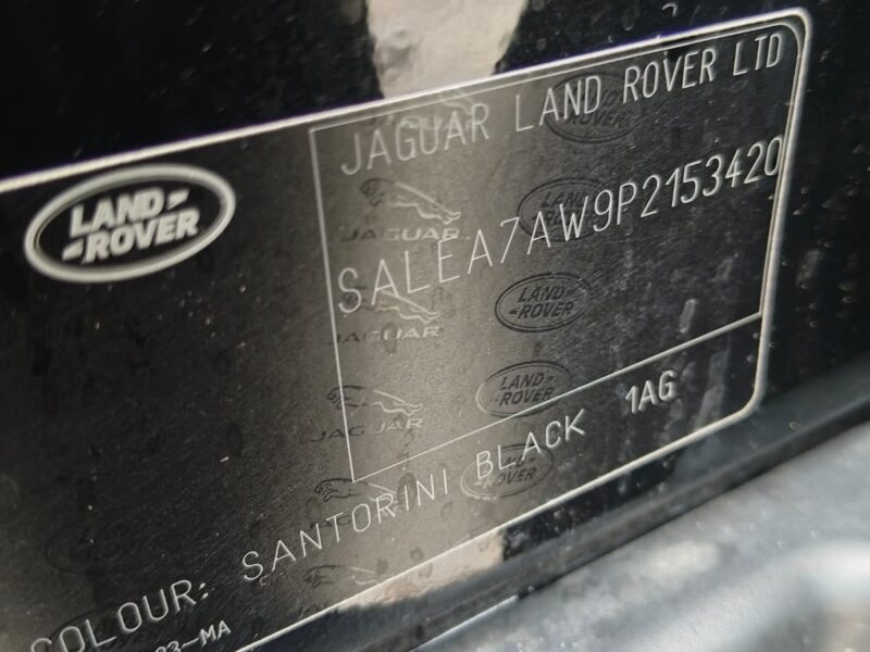2022 Land Rover Defender 110S D300