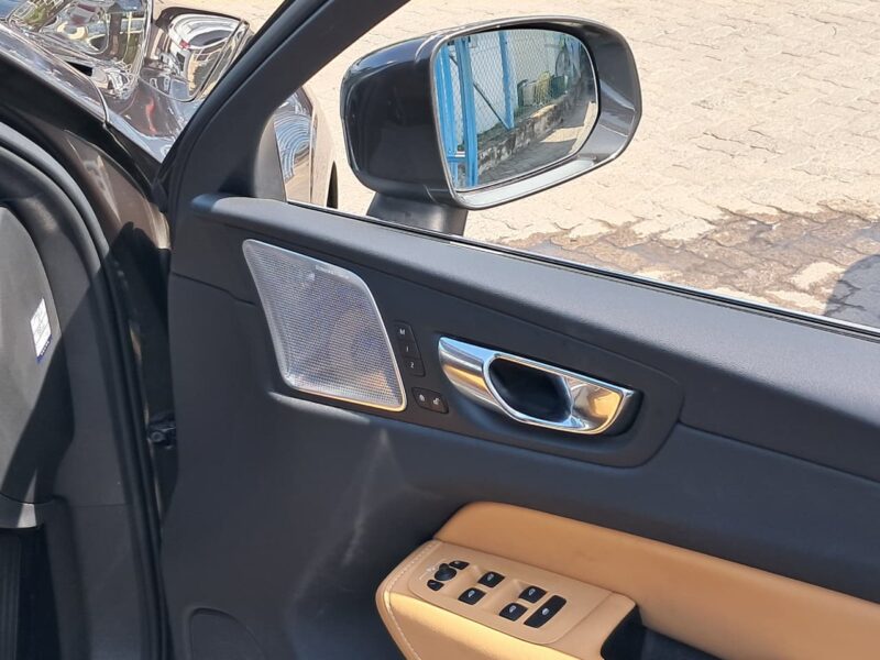 2019 Volvo XC60 T5 AWD Inscription