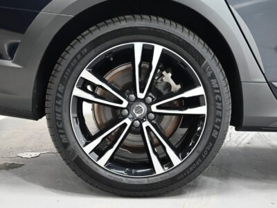 2019 Volvo V90 Cross Country T5 AWD Summum