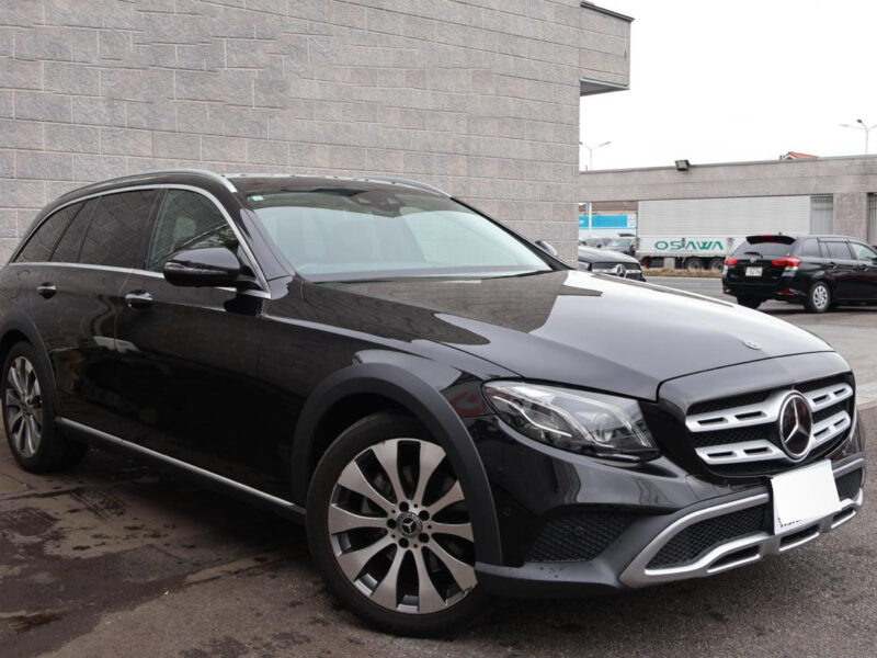 2019 Mercedes Benz E220d 4Matic All-Terrain Exclusive PKG