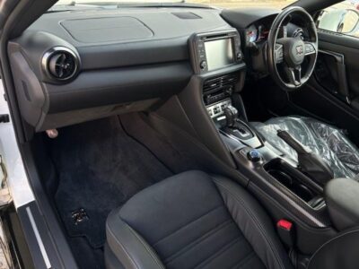 2019 Nissan GT-R Pure Edition