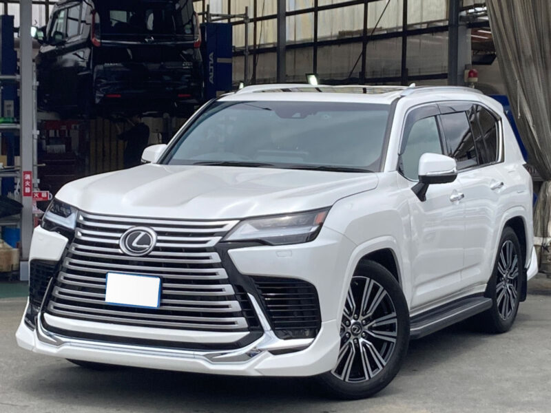 2023 LEXUS LX600