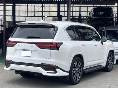 2023 LEXUS LX600