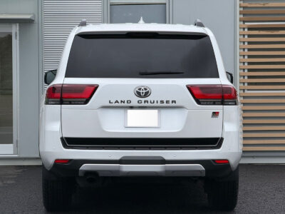 2023 Toyota Land Cruiser 300 3.5 GR Sport