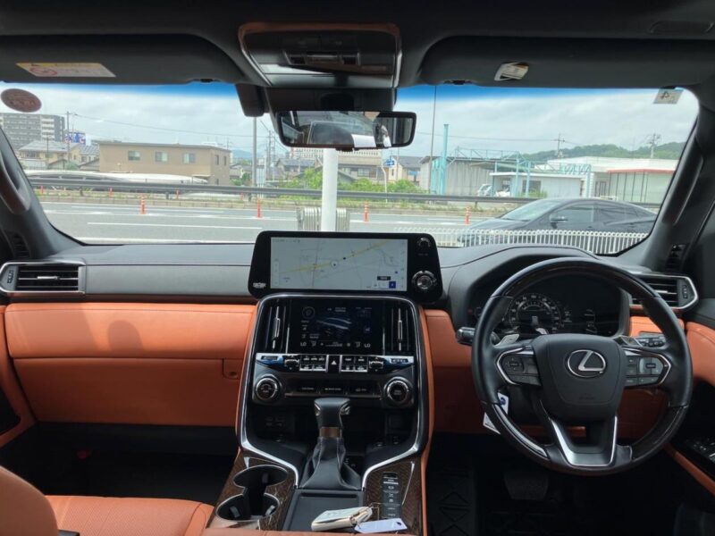 2023 LEXUS LX600 Executive