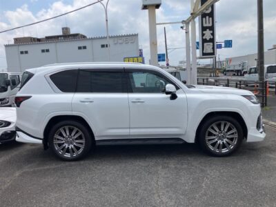 2023 LEXUS LX600 Executive
