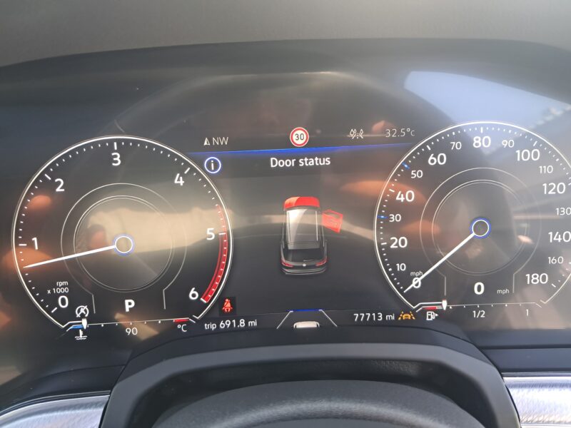 2018 Volkswagen Touareg 3.0 TDI V6 R-Line Tiptronic 4Motion