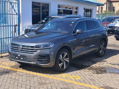 2018 Volkswagen Touareg 3.0 TDI V6 R-Line Tiptronic 4Motion