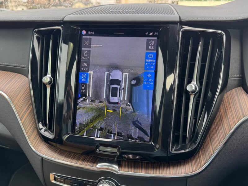 2022 VOLVO XC60 Recharge Ultimate T6 AWD Plug-In Hybrid