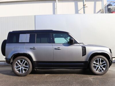 2023 Land Rover Defender 110X Dynamic Eastnor Edition 3.0L D300 (LE72WAB)