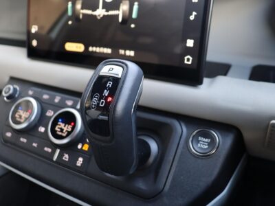 2023 Land Rover Defender 110X Dynamic Eastnor Edition 3.0L D300 (LE72WAB)