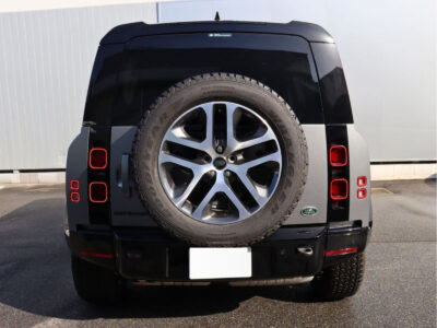 2023 Land Rover Defender 110X Dynamic Eastnor Edition 3.0L D300 (LE72WAB)