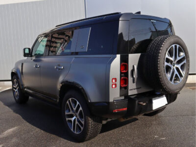 2023 Land Rover Defender 110X Dynamic Eastnor Edition 3.0L D300 (LE72WAB)