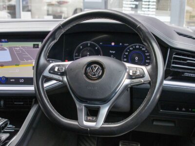 2019 Volkswagen Touareg 3.0 TDI V6 R-Line Tech Tiptronic 4Motion