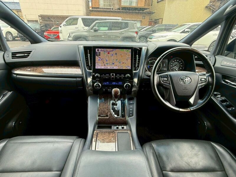 2020 Toyota Vellfire Hybrid 2.5 Executive Lounge Z E-Four (4WD)