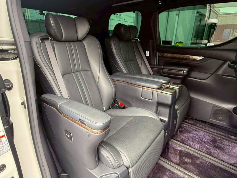 2020 Toyota Vellfire Hybrid 2.5 Executive Lounge Z E-Four (4WD)