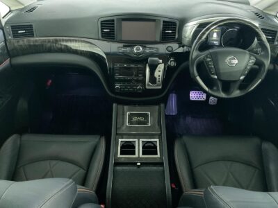 2019 Nissan Elgrand 350Highway Star Premium Urban Chrome (PE52)